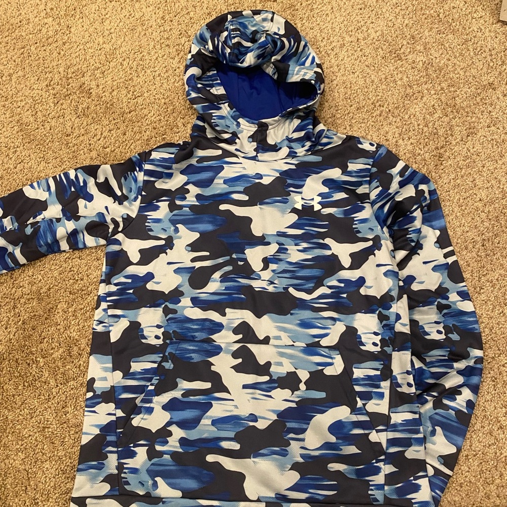 2 hoodies camo/navy brand new with tags